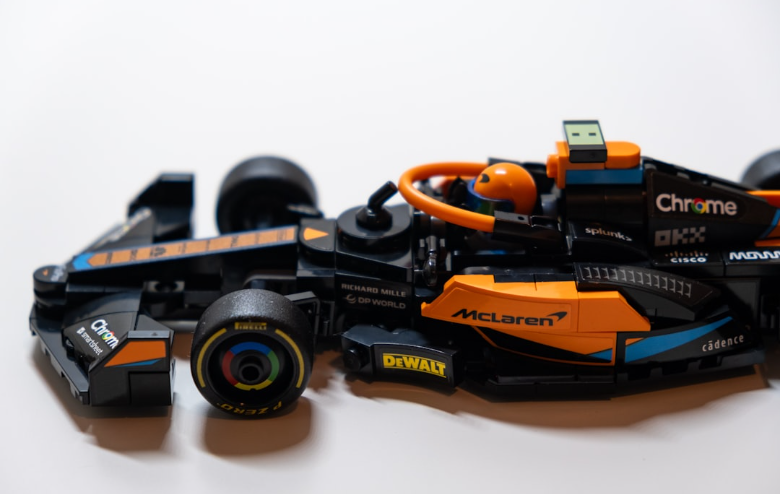 🔥 McLaren's Winning Formula: Embracing Healthy Conflict for Collective Success 🔥 1 Mclaren lego